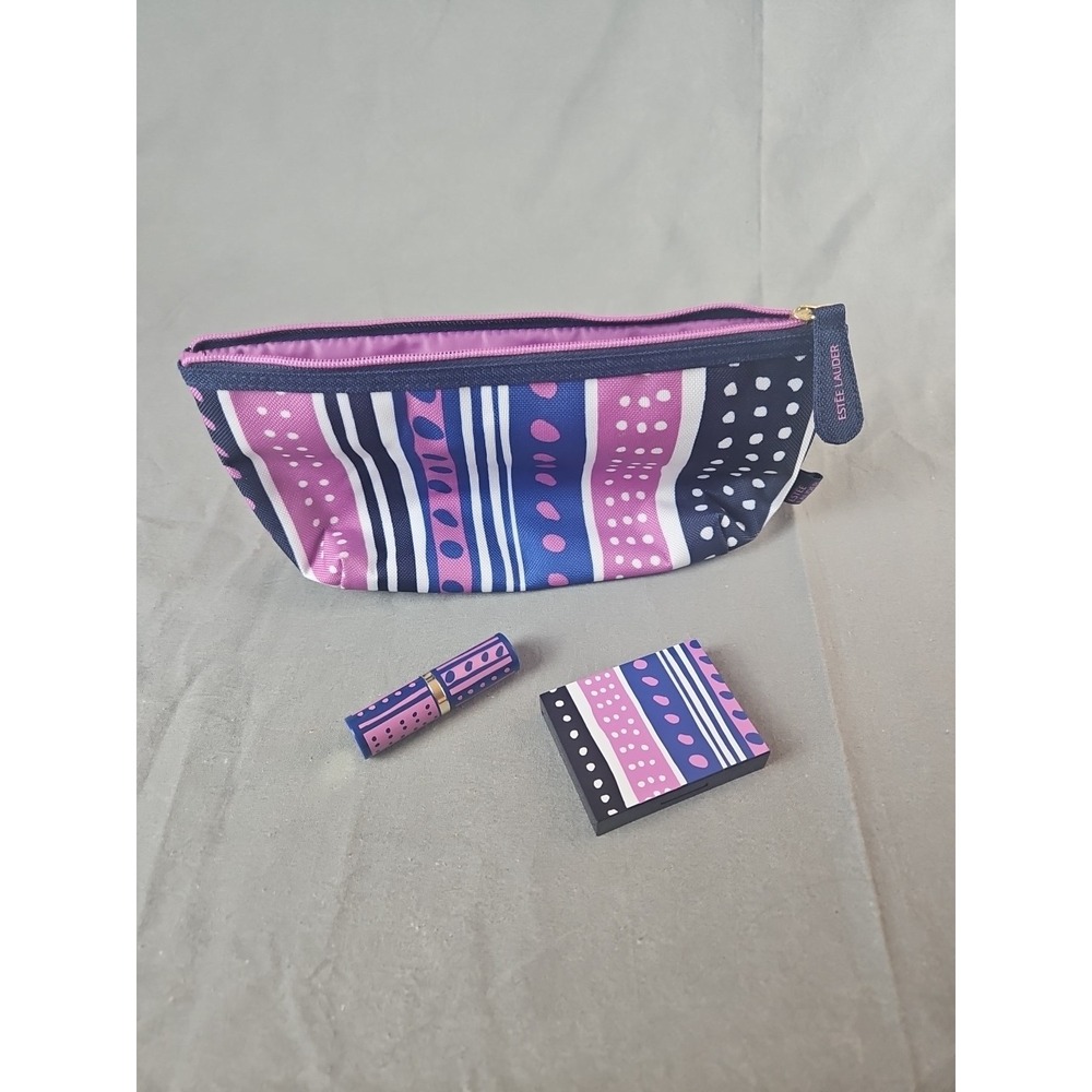 Vintage Estee Lauder Lipstick, Eyeshadow And Makeup Bag‎